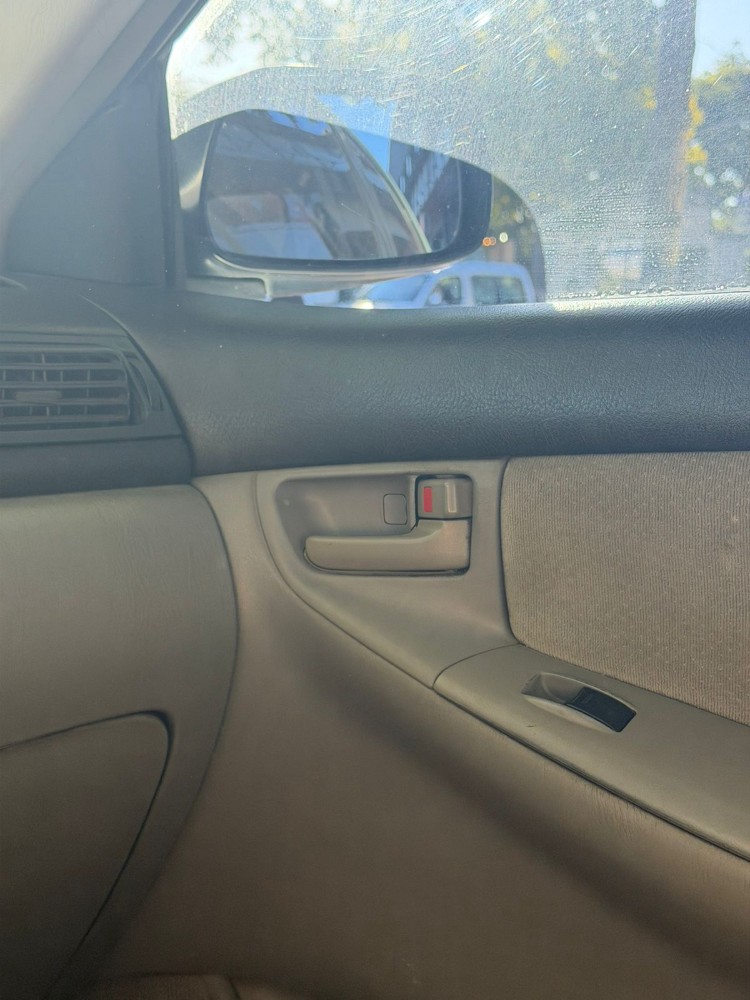 Toyota Corolla XLi — foto 9